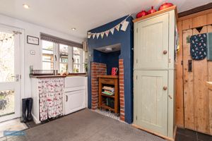 Kitchen- click for photo gallery